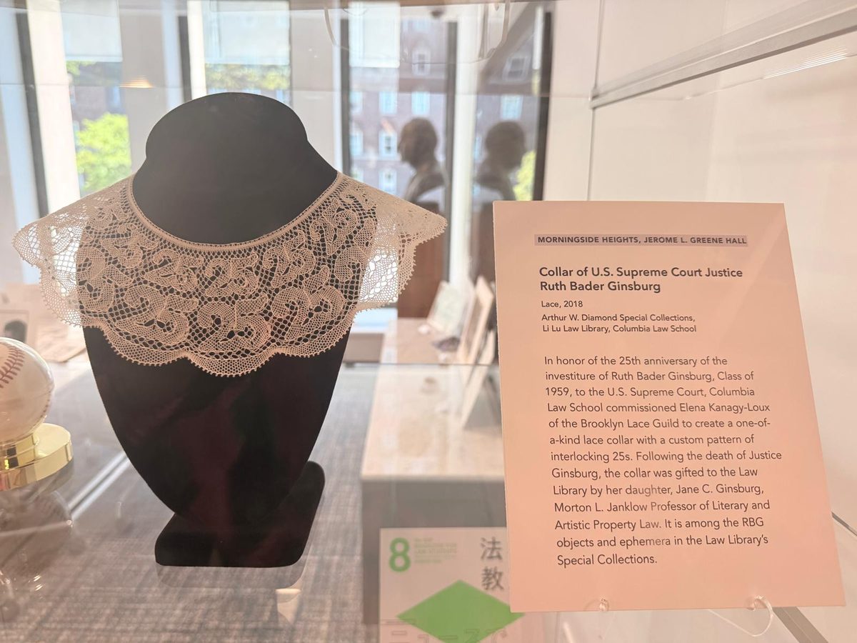 Ruth Bader Ginsburg's collar